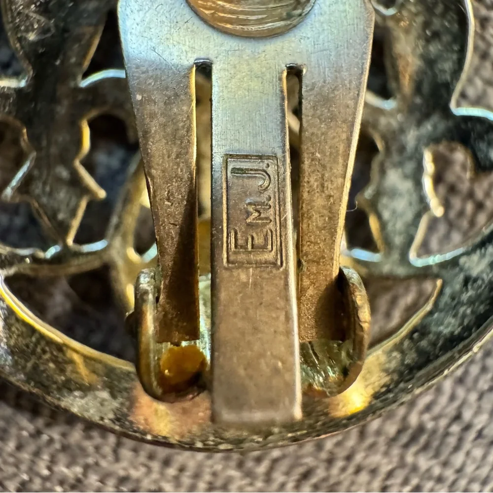 Vintage Signed Emmons Gold Tone Fleur-de-Lis Clip Earrings